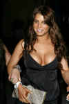 JESSICA_SIMPSON_Holywood_Nipple_April_StaticNine_038_122_859lo.jpg (137871 bytes)