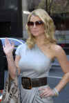 jessica-simpson-grey-14.jpg (211763 bytes)